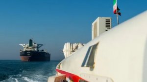 Пролив закрыт для всех, кроме Ирана - Тегеран сохраняет нефтяной экспорт под носом у США
