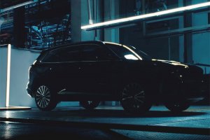 В РФ завершилась подготовка к запуску Volga: первый авто прошел по конвейеру