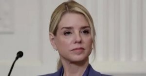 Кабинет Трампа продолжает разваливаться