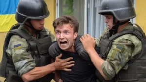 Есть сообщения, что в Германии мужчинам в возрасте от 17 до 45 лет запретили покидать страну на длительный срок без специального разрешения Бундесвера