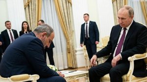 «Ничто не бывает бесплатно». Министр Армении случайно проговорился о цене дружбы