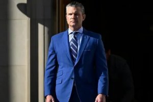 Конгресс вспомнил старое доброе выражение - импичмент. Демократы представят на голосование статьи импичмента Пита Хегсета