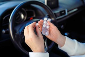 [Зависимость] Состояние эффекта: в России стали покупать больше антидепрессантов, нейролептиков и транквилизаторов, всё чаще обращаясь к врачам с тревожными и депрессивными расстройствами психики