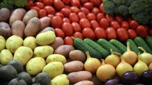 Врач рассказал, что мешает людям правильно питаться