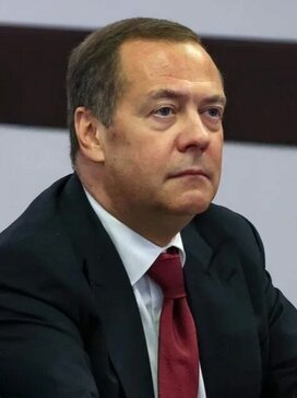 Дмитрий Медведев: Сработает ли ст. 5 Вашингтонского договора и вступятся ли Штаты за Европу в случае начала конфликта с Россией?