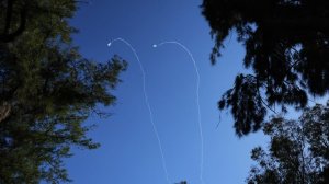 Иран нанес серию ракетных ударов по Израилю