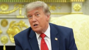 Трамп представил дизайн нового паспорта США