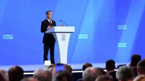 Медведев назвал семь вызовов, которые стоят перед Россией