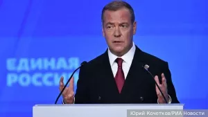 Медведев: Полоса безопасности пройдет через Сумскую и Харьковскую области