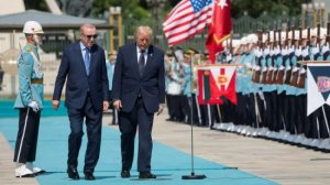 Игорь Левитас о саммите НАТО: «Замах на рубль — удар на копейку»