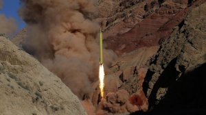 Иран нанес удар по командному центру США на Ближнем Востоке