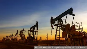 Саудовская Аравия намерена экономить нефть