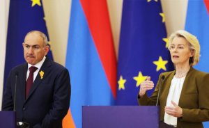 Дипломатия гнилых абрикосов: Армения для Европы оказалась «расходным материалом», и армянской диаспоре это сильно не нравится