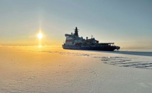 Есть застрявший: крупнейшая операция по переброске нефти России в обход ЕС началась