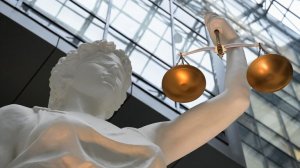 Экс-главу продовольственного управления Минобороны обвинили в хищении
