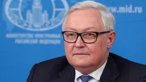 Рябков: Россия и США активно работают по линии администраций и спецслужб