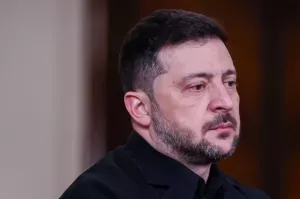 Стало известно, перед кем пресмыкается Зеленский из-за дикого страха
