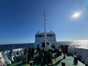 Гопстоп на новом уровне. У берегов Шпицбергена арестовано научное судно Росгидромета «Профессор Молчанов» с экспедицией Русского географического общества