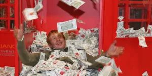 Урсула фон дер Ляйен и экономист Тома Пикетти требуют перераспределить богатство