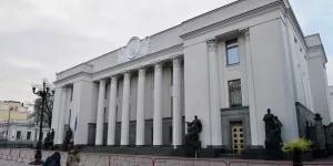 Неуправляемая страна: у власти свои интересы, у народа война и нищета