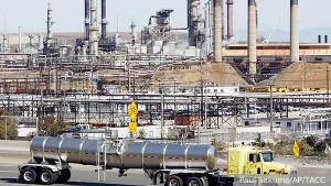 Мировая экономика начинает задыхаться без русского топлива