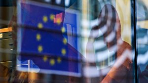 Суд в ЕС признал незаконным отказ в разморозке активов российского банка