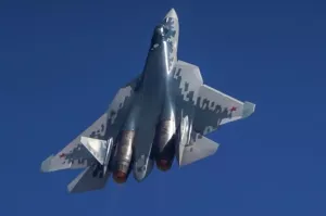 В эпоху глобальных штормов Индия выбирает военно-техническое сотрудничество с РФ