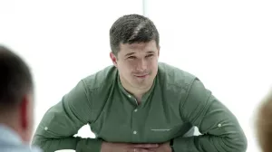 По стопам Чичикова: экс-министр обороны Украины назвал мошенничество из "Мертвых душ" бизнес-моделью