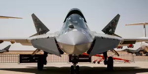 Невидимый охотник: обновленный российский истребитель Су-57 получил секретную систему защиты и ряд существенных усовершенствований с учетом опыта боевых действий на Украине