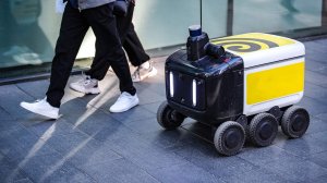 Вкалывают роботы: автономных доставщиков обязали уступать дорогу Правительство установило требования для роверов