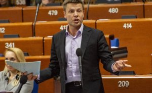 Первый пошел: нардеп Украины Гончаренко* попросил мира