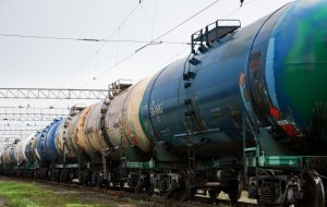 [«Игра в тёмную»] Петербургская биржа с 6 октября на основании указа президента перестанет публиковать некоторую информацию о торгах бензином и дизельным топливом