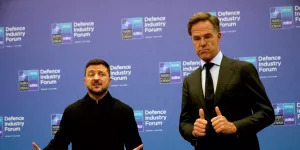 Зачем останавливать столь идеально организованный конфликт? Advance: НАТО не выгодно останавливать конфликт на Украине