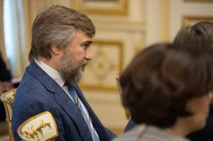 Зеленского призвали уйти в отставку, передав полномочия ВРУ для переговоров с РФ