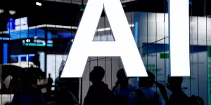 Дар всему человечеству: Китай сломал алчную монополию США раз и навсегда. Китайские модели ИИ с открытыми параметрами привлекают все больше пользователей. Кто на этом зарабатывает?