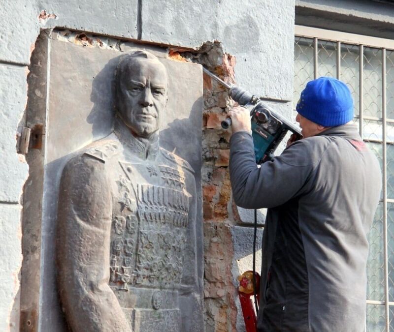 Запретив laquo;Яндексraquo; и laquo;ВКонтактеraquo;, Зеленский обманул своих избирателей