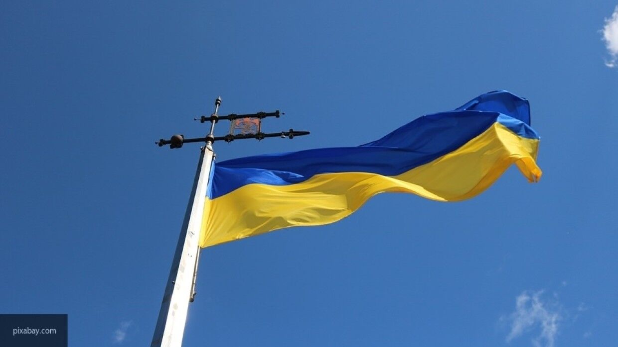 Украинские националисты устроили протест в Киеве против laquo;капитуляции в Донбассеraquo;