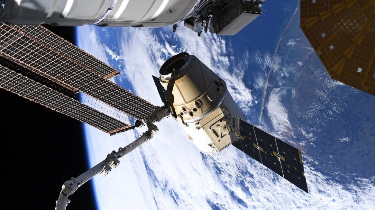 Оговорка Трампа о laquo;величайшем оружииraquo; намекнула на военное назначение SpaceX