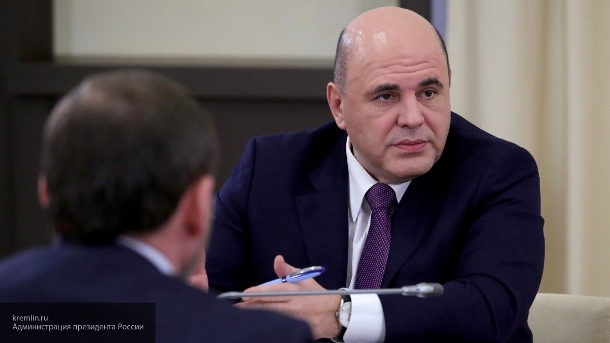Правительство РФ потратит 4 млд рублей на стимулирующие выплаты врачам