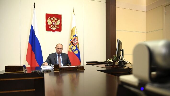 Обновленный план восстановления экономики сейчас анализирует президент