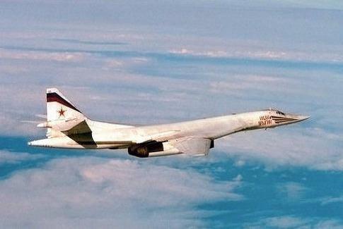 Российский стратегический бомбардировщик Ту-160